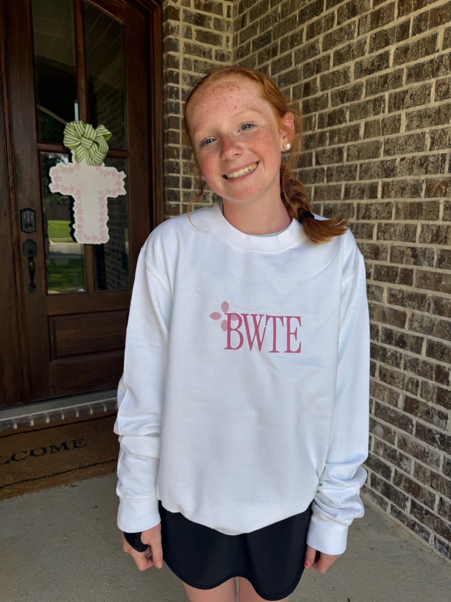 BWTE Classic Sweatshirt